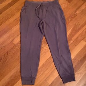 Lululemon women’s joggers.  Size 10.  Color is Smokey lavender.